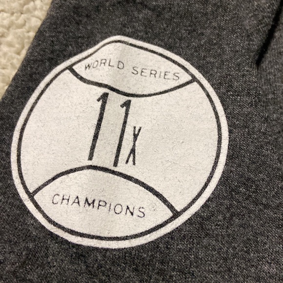 Majestic STL Cardinals long sleeve shirt size XL great condition. - Picture 3 of 3